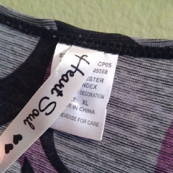 Womans XL Heart Soul Purple V-Neck Flutter Sleeve Knee Length Dress Tied Back - Picture 2 of 5